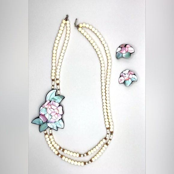 Vintage Lee Sands Pastel Tropical Statement Necklace withh earrings. - Picture 2 of 7
